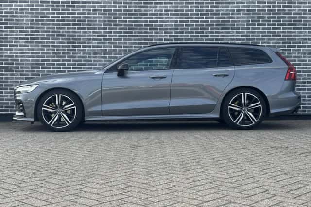 Volvo V60 (2020) thumbnail 3