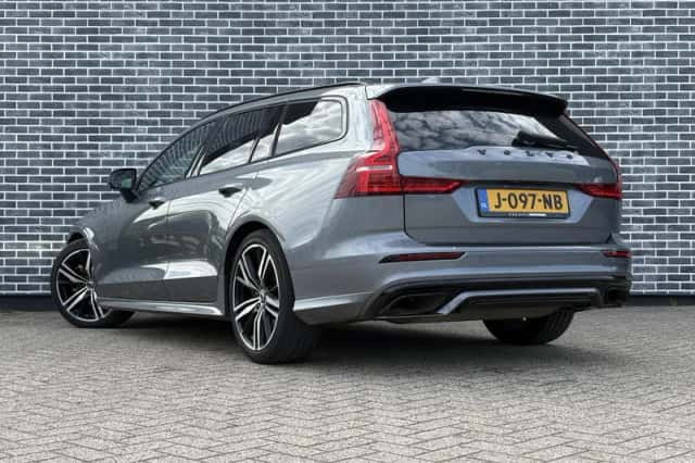 Volvo V60 (2020) thumbnail 5