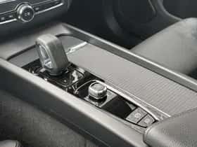 Volvo XC60 thumbnail 19