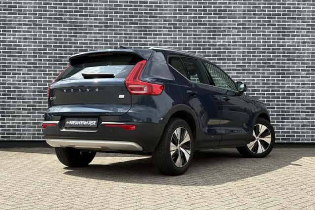 Volvo XC40 (2021) thumbnail 6