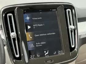 Volvo XC40 (2021) thumbnail 9