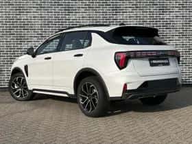 Lynk & Co 01 thumbnail 5