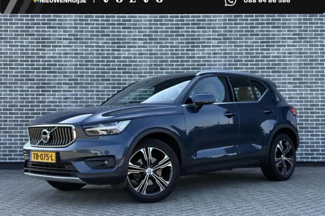 Volvo XC40 (2018) thumbnail 1