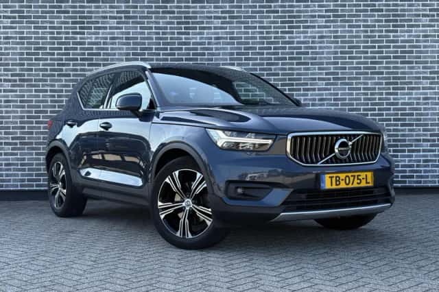 Volvo XC40 (2018) thumbnail 4