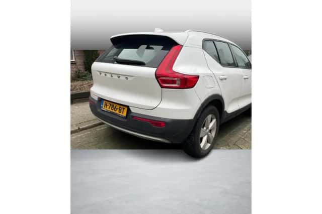 Volvo XC40 (2020) thumbnail 2