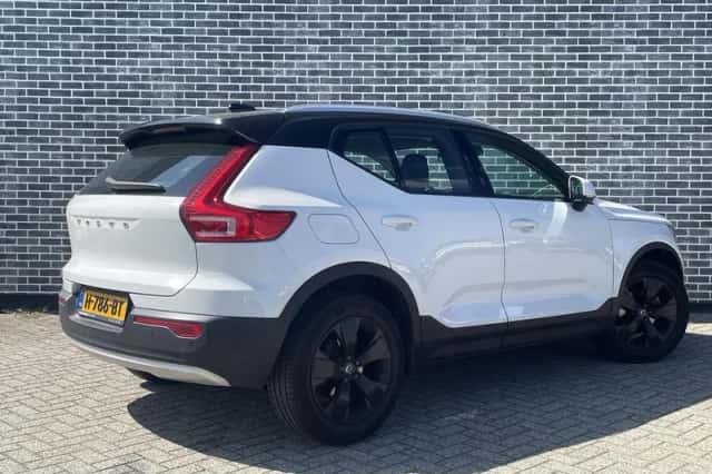 Volvo XC40 (2020) thumbnail 4