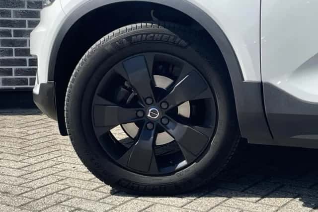 Volvo XC40 (2020) thumbnail 6