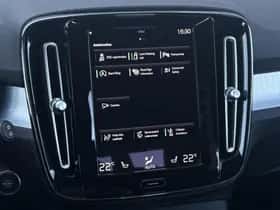 Volvo XC40 thumbnail 21