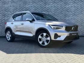 Volvo XC40 thumbnail 4