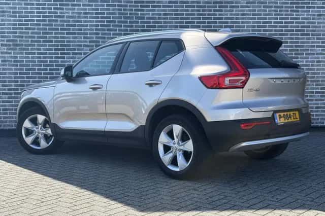 Volvo XC40 (2022) thumbnail 5