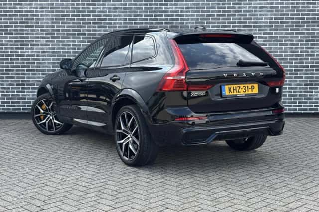 Volvo XC60 (2023) thumbnail 5