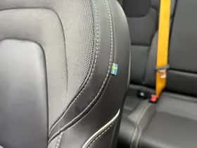 Volvo XC60 (2023) thumbnail 10