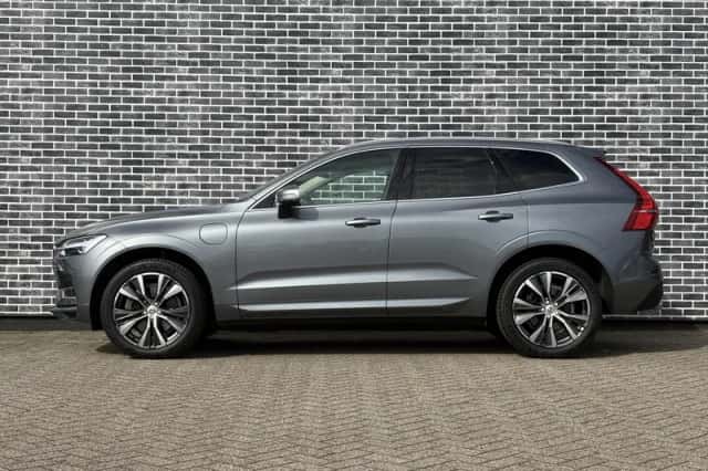 Volvo XC60 (2019) thumbnail 3