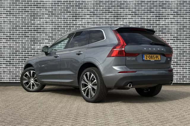 Volvo XC60 (2019) thumbnail 5