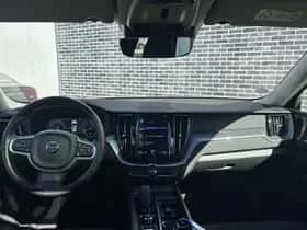 Volvo XC60 thumbnail 31