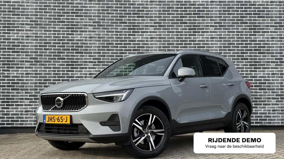 Volvo XC40 — foto 1