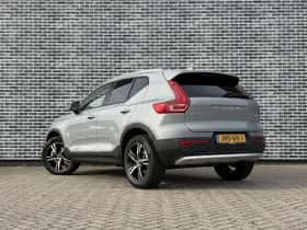 Volvo XC40 thumbnail 4
