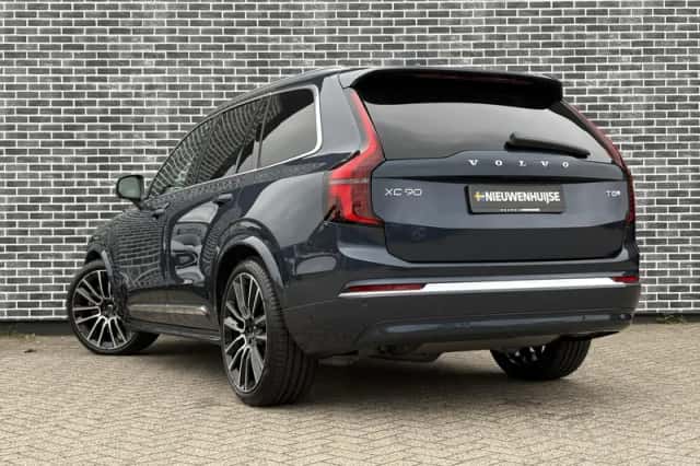 Volvo XC90 (2027) thumbnail 5