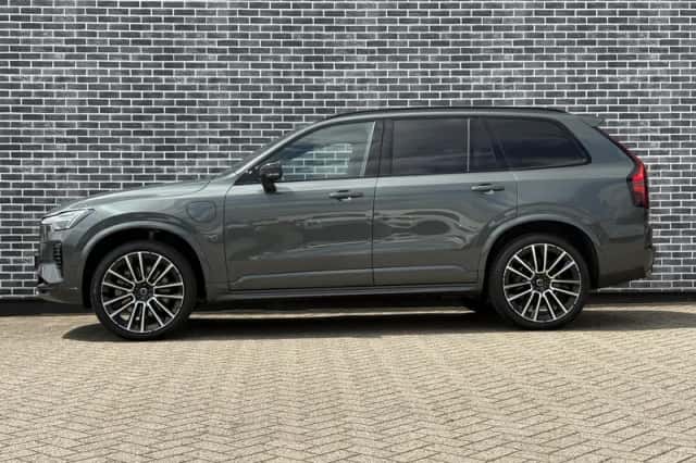 Volvo XC90 (2026) thumbnail 3
