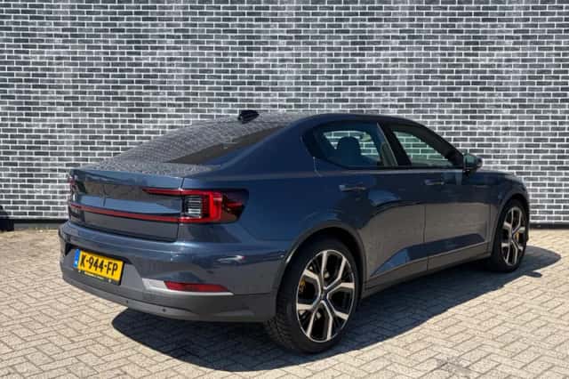 Polestar 2 (2020) thumbnail 2
