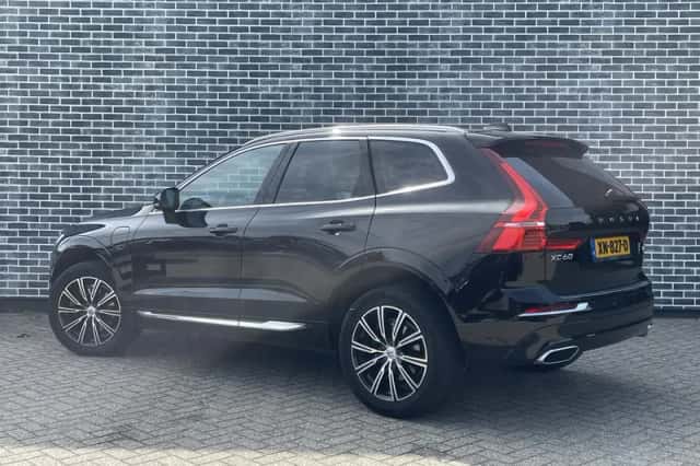 Volvo XC60 (2019) thumbnail 3