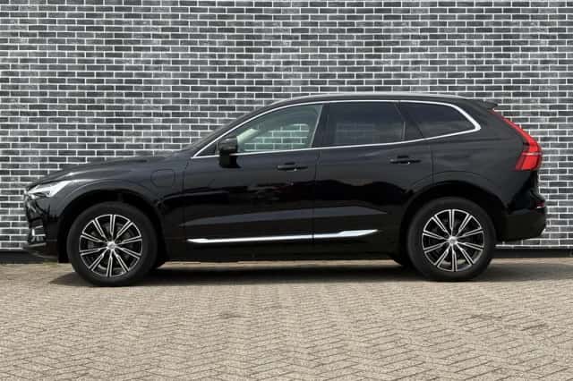 Volvo XC60 (2019) thumbnail 3