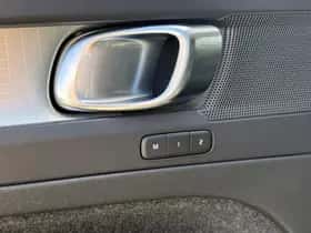 Volvo XC40 thumbnail 16