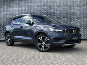 Volvo XC40 thumbnail 4