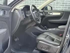 Volvo XC40 thumbnail 10