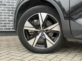 Volvo XC40 thumbnail 8