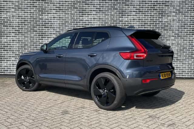 Volvo XC40 (2026) thumbnail 3