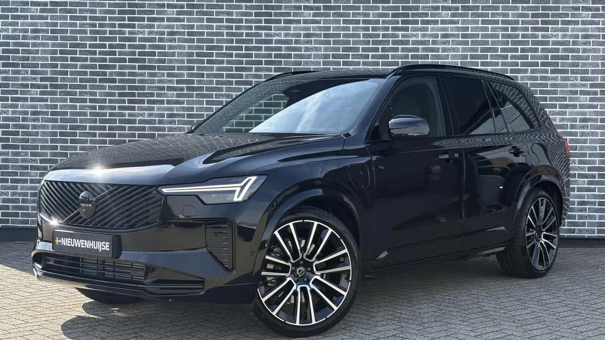 Volvo XC90 — foto 1