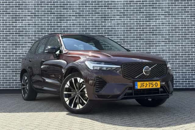 Volvo XC60 (2025) thumbnail 4