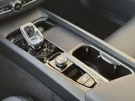 Volvo XC60 thumbnail 18