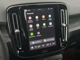 Volvo EX40 thumbnail 21