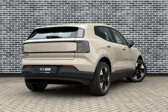 Volvo EX30 (2026) thumbnail 5