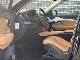 Volvo XC90 thumbnail 12