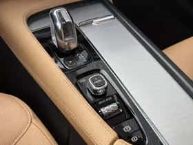 Volvo XC90 thumbnail 18