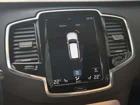 Volvo XC90 thumbnail 24