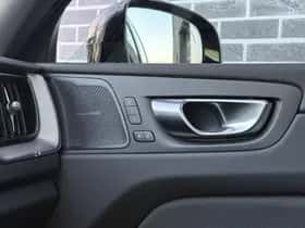Volvo XC60 thumbnail 19
