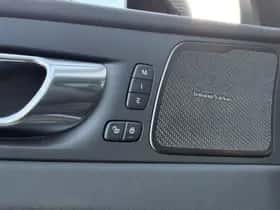 Volvo XC60 thumbnail 20
