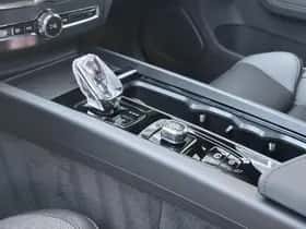 Volvo XC60 thumbnail 24