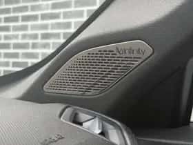 Lynk & Co 01 thumbnail 33