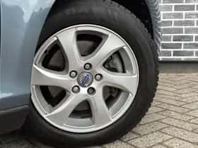 Volvo V40 (2013) thumbnail 6