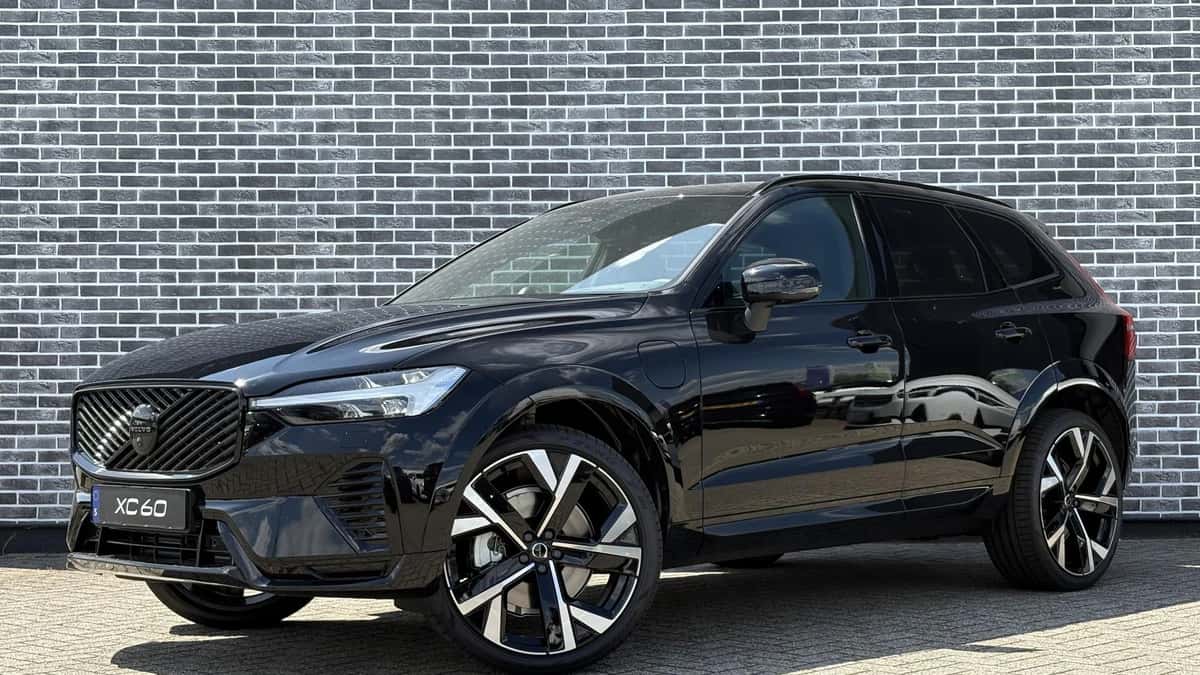 Volvo XC60 — foto 1