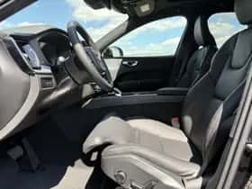 Volvo XC60 thumbnail 8