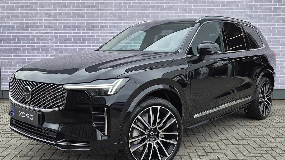 Volvo XC90 (2027) — foto 1