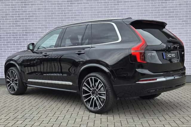 Volvo XC90 (2027) thumbnail 3