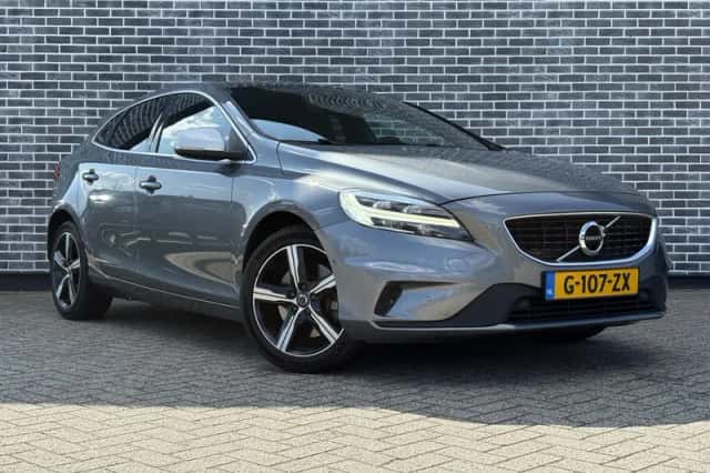 Volvo V40 (2020) thumbnail 4