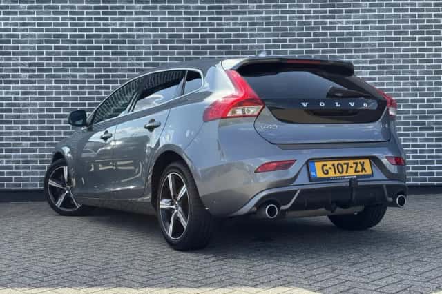 Volvo V40 (2020) thumbnail 5